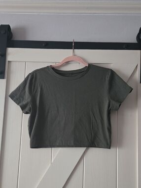 wild fable Olive Green Cropped Tee